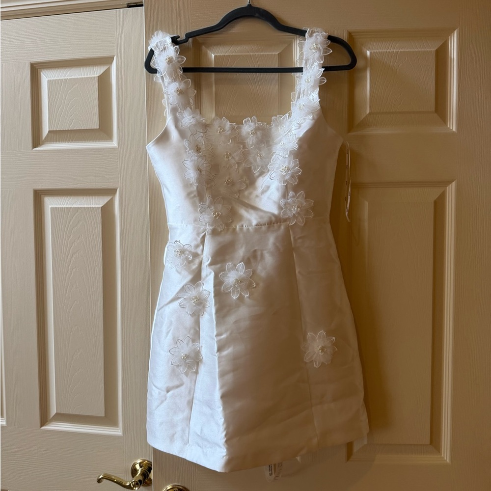 Revolve Elliatt White Floral Appliqué Square-Neck Mini Dress - Picture 2 of 5